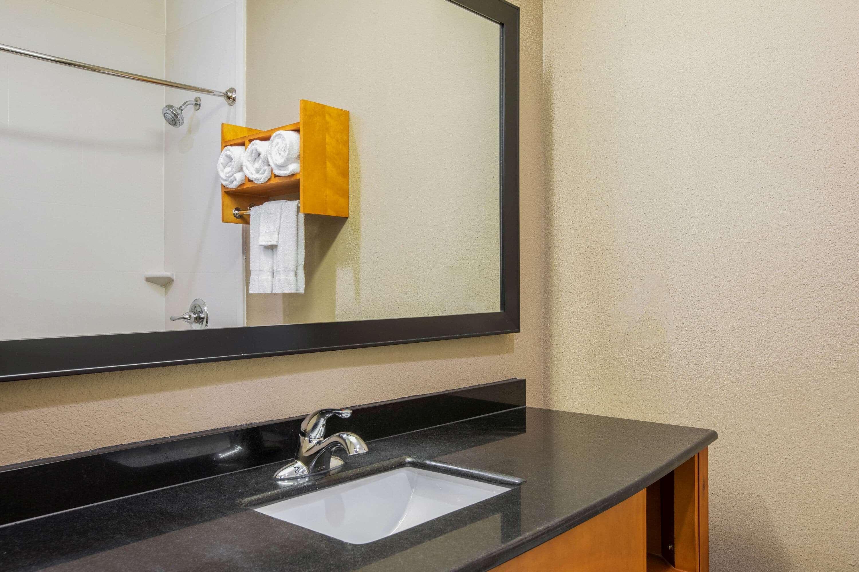 Spark By Hilton Little Rock West Экстерьер фото